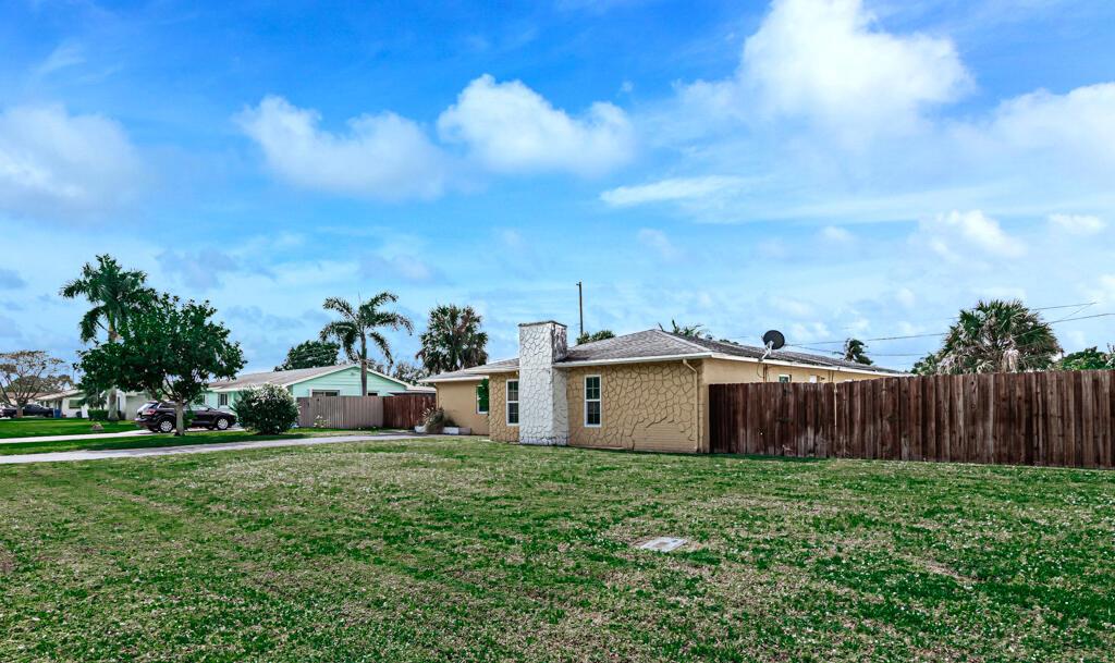 FAIRWAY PINES - Residential