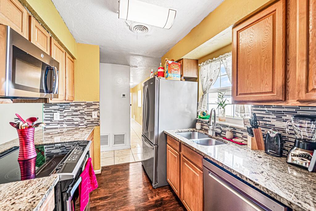 FAIRWAY PINES - Residential