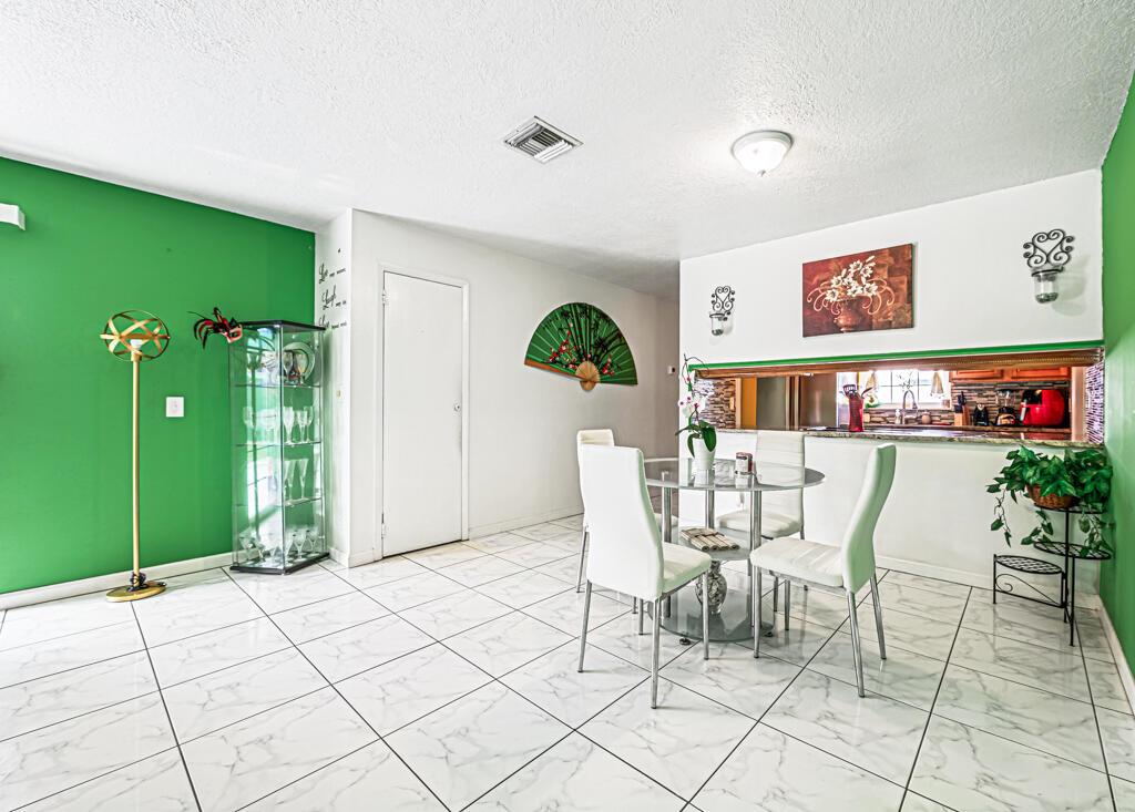 FAIRWAY PINES - Residential