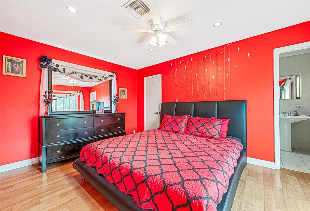 FAIRWAY PINES - Residential