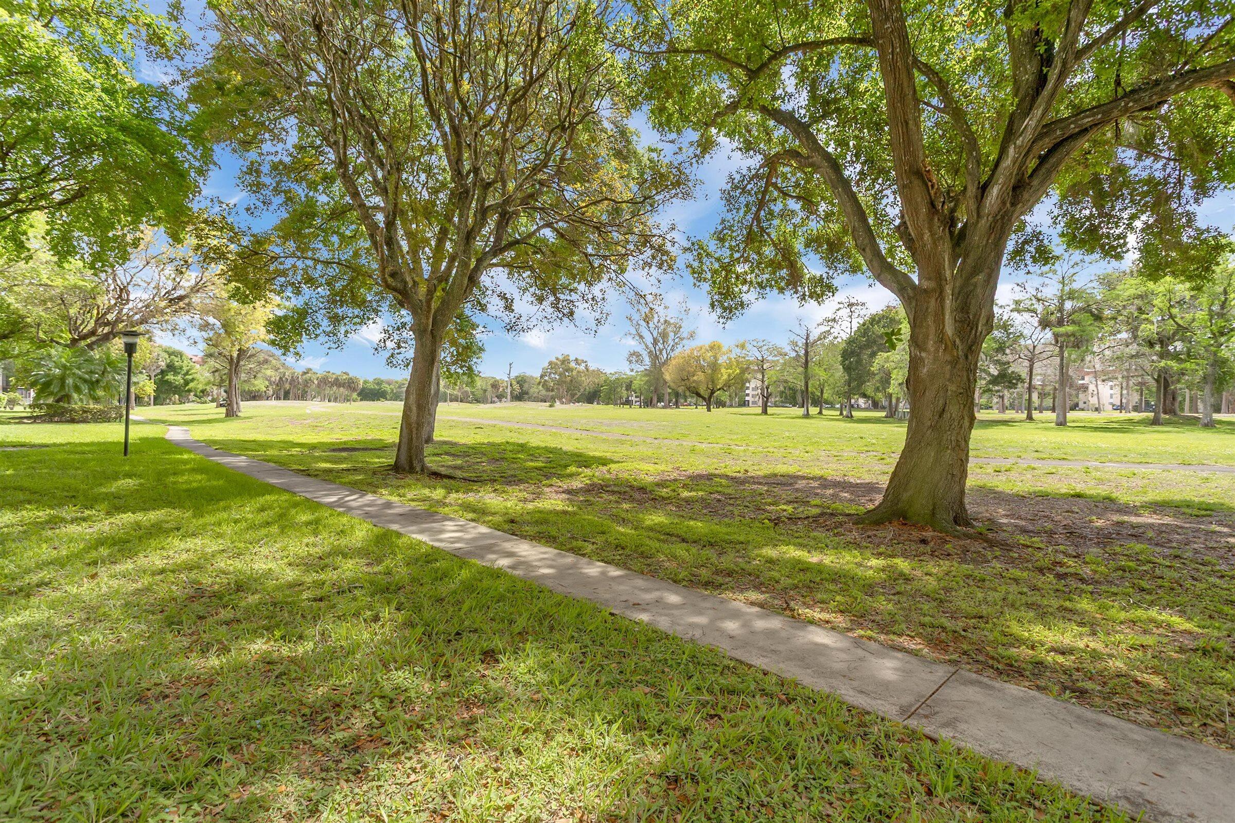 GREENS OF INVERRARY PHASE II - Residential