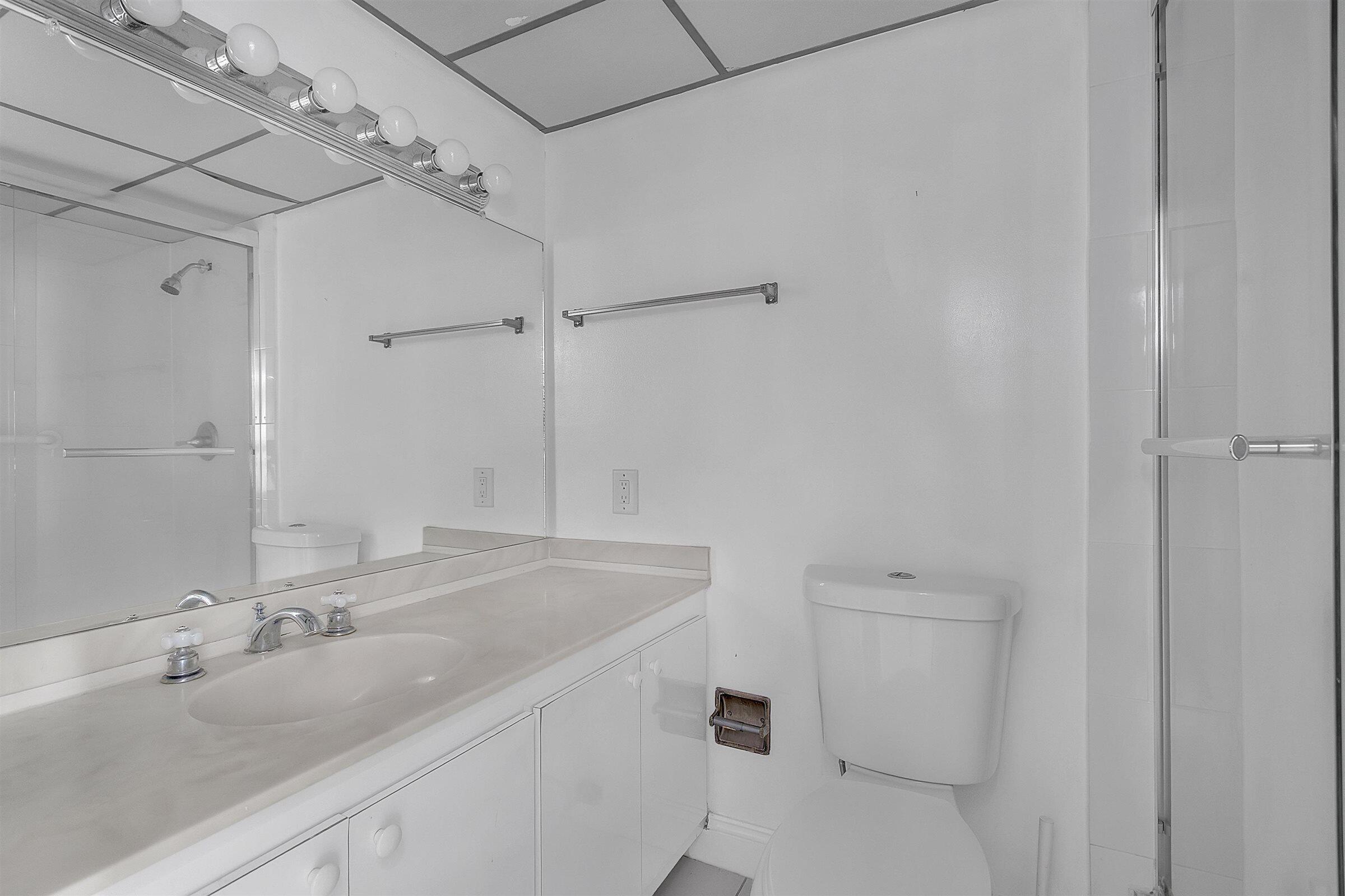 GREENS OF INVERRARY PHASE II - Residential