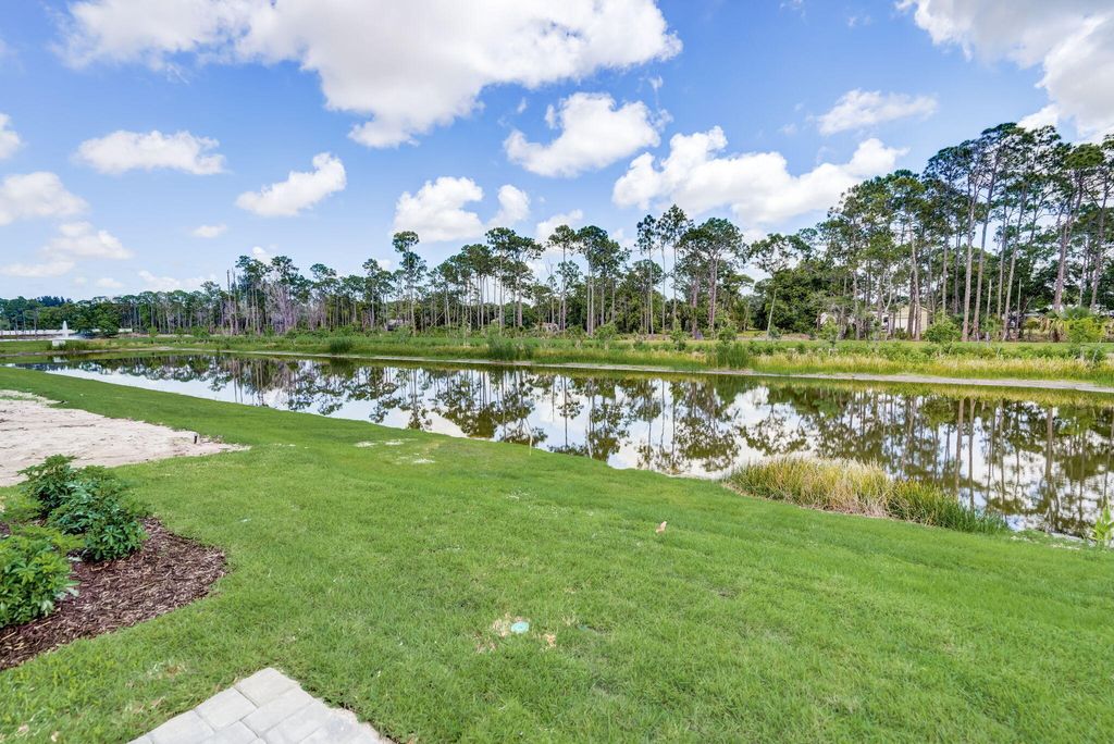Photo of 5728 SE Edgewater Circle, Stuart, FL 34997 (MLS # B26024098)