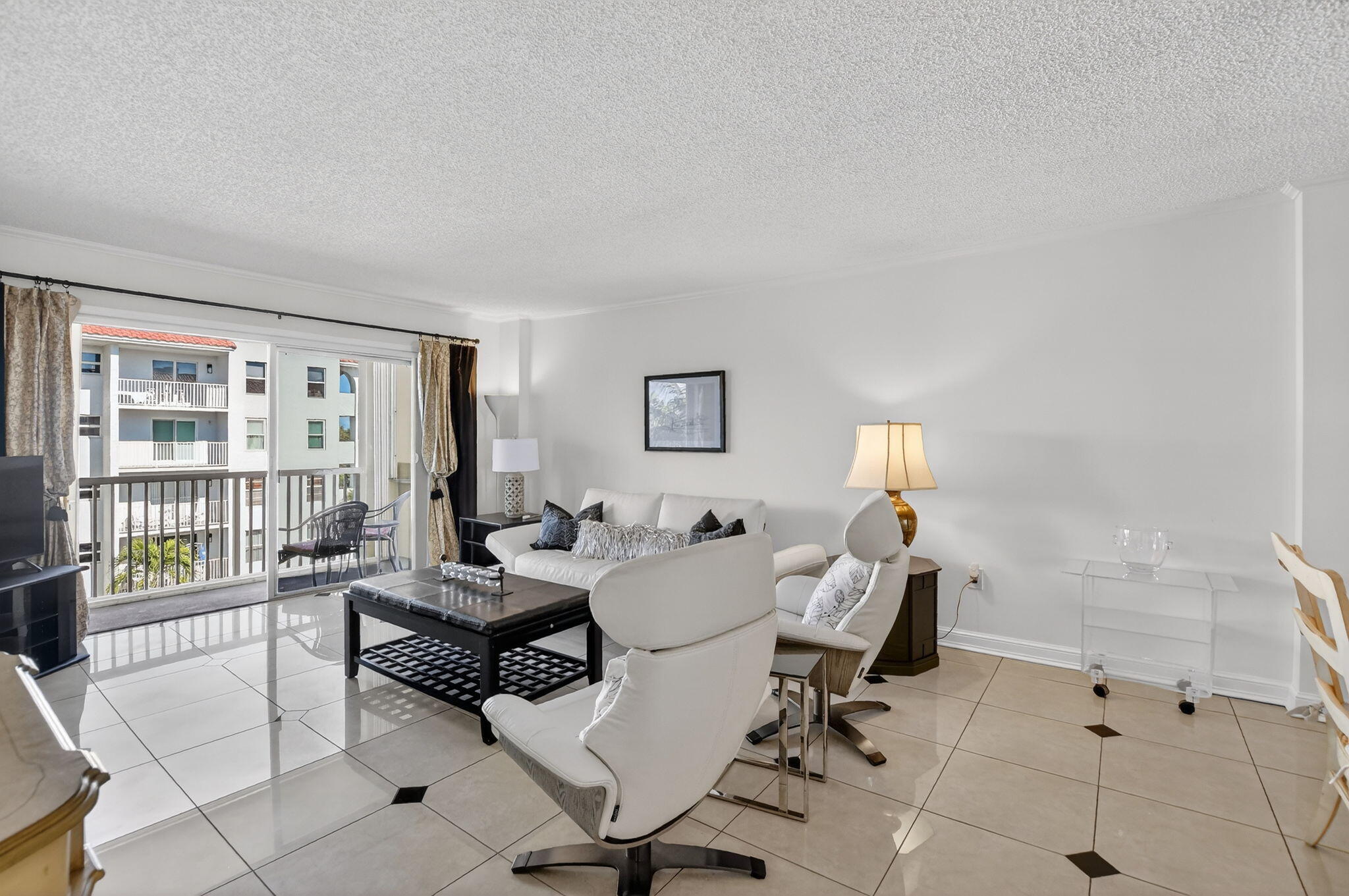 TIERRA DEL MAR CONDO SOUTH - Residential Lease