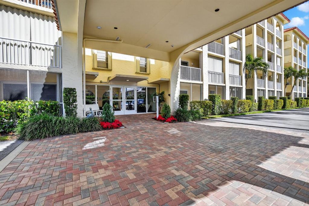 Photo of 951 De Soto Road #427, Boca Raton, FL 33432 (MLS # R11152480)