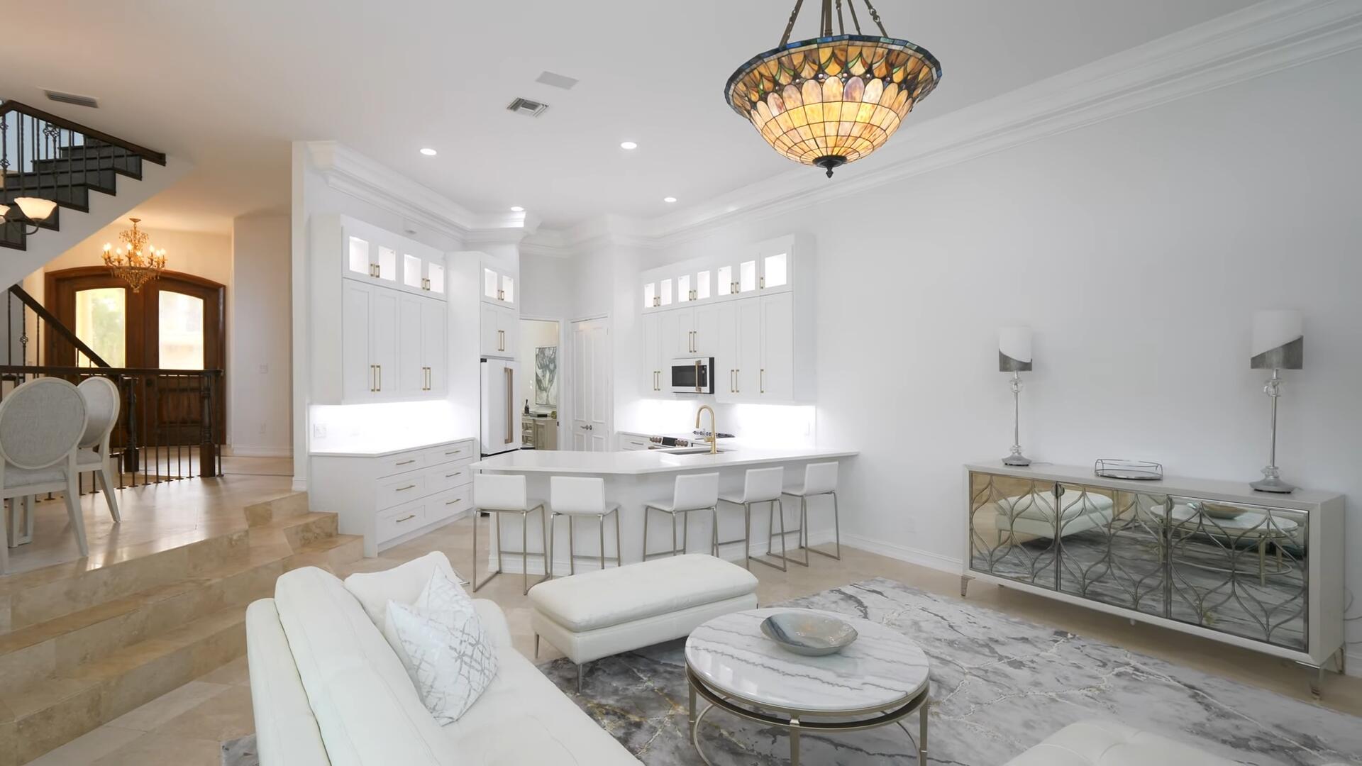 451 Surfside Lane