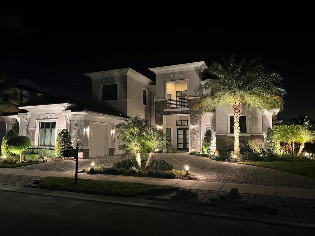 ROYAL PALM POLO - Residential