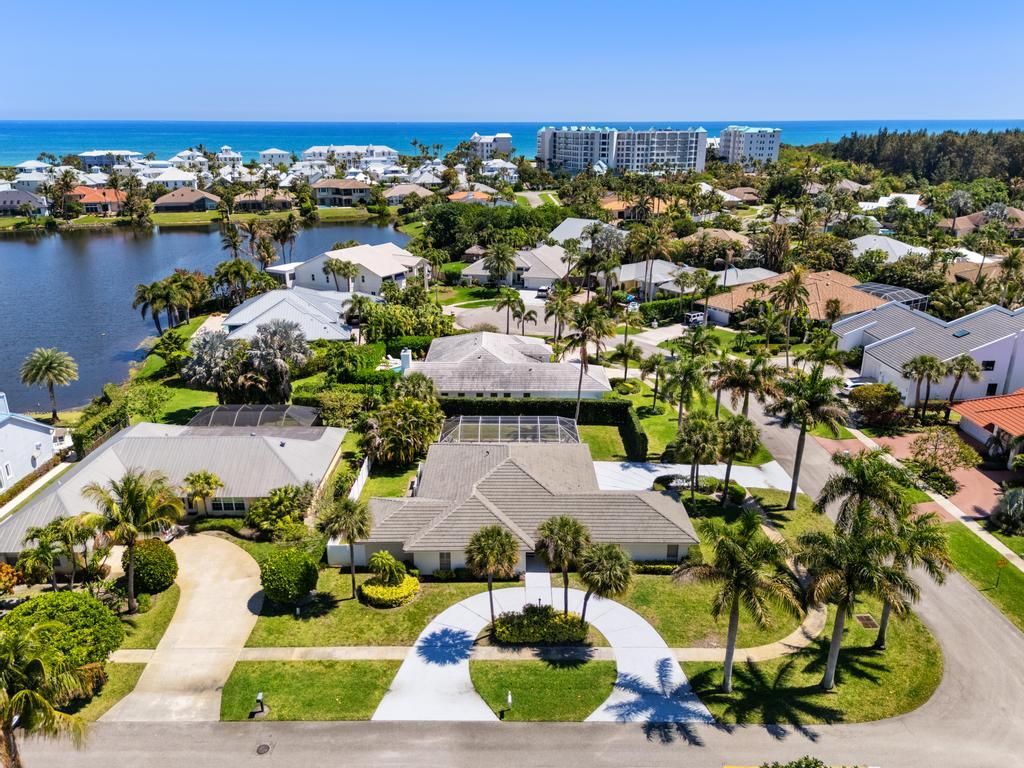 Photo of 108 Pegasus Drive, Jupiter, FL 33477 (MLS # B26008017)