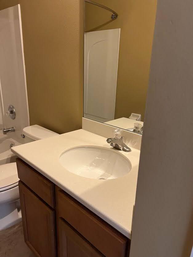 CAMBRIDGE TOWNHOMES - Residential Lease