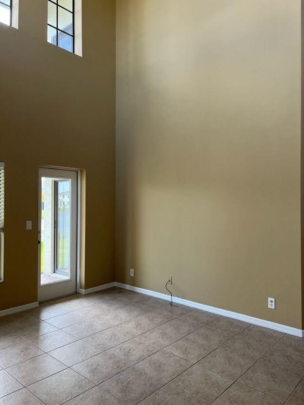 CAMBRIDGE TOWNHOMES - Residential Lease