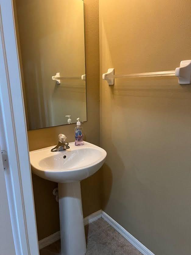 CAMBRIDGE TOWNHOMES - Residential Lease