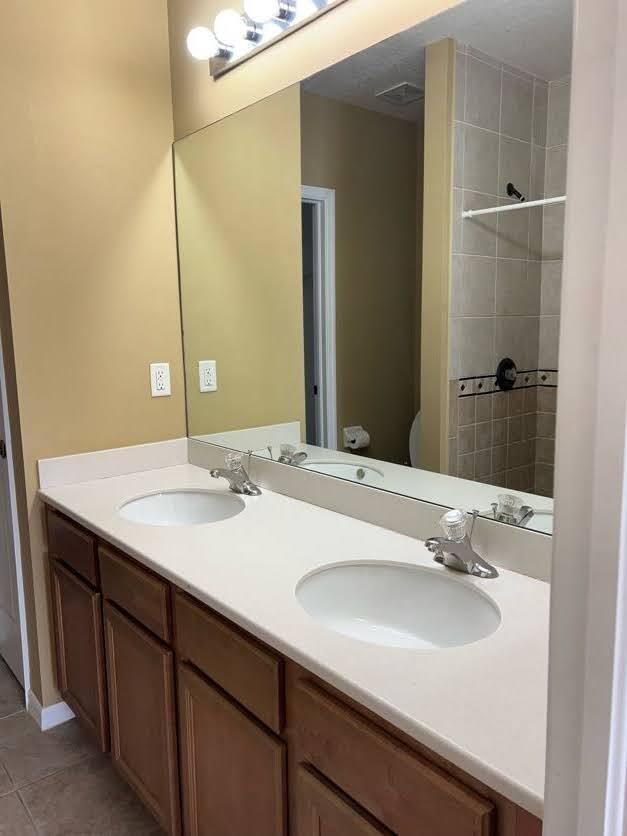 CAMBRIDGE TOWNHOMES - Residential Lease