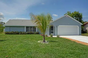 1338 SE Buckingham Ter  