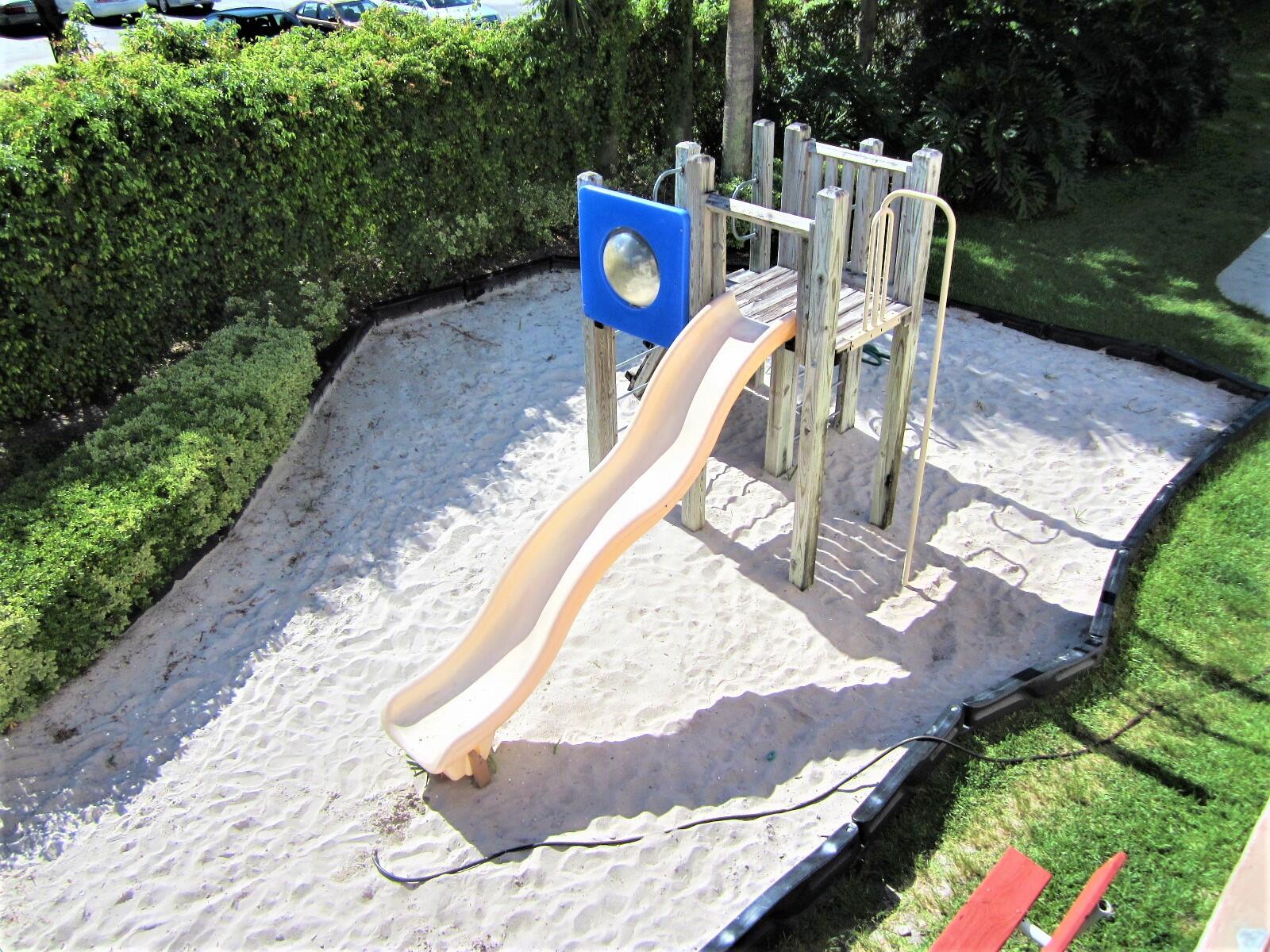 RESIDENCES OF BELMONT AT BOYNTON BEACH CONDO - Residential