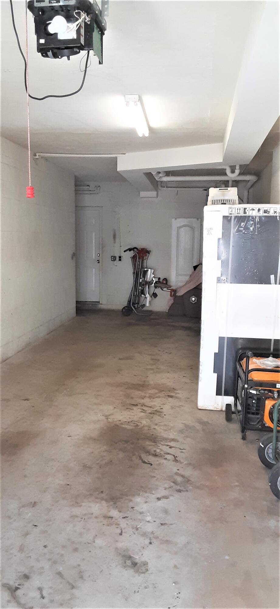 RESIDENCES OF BELMONT AT BOYNTON BEACH CONDO - Residential