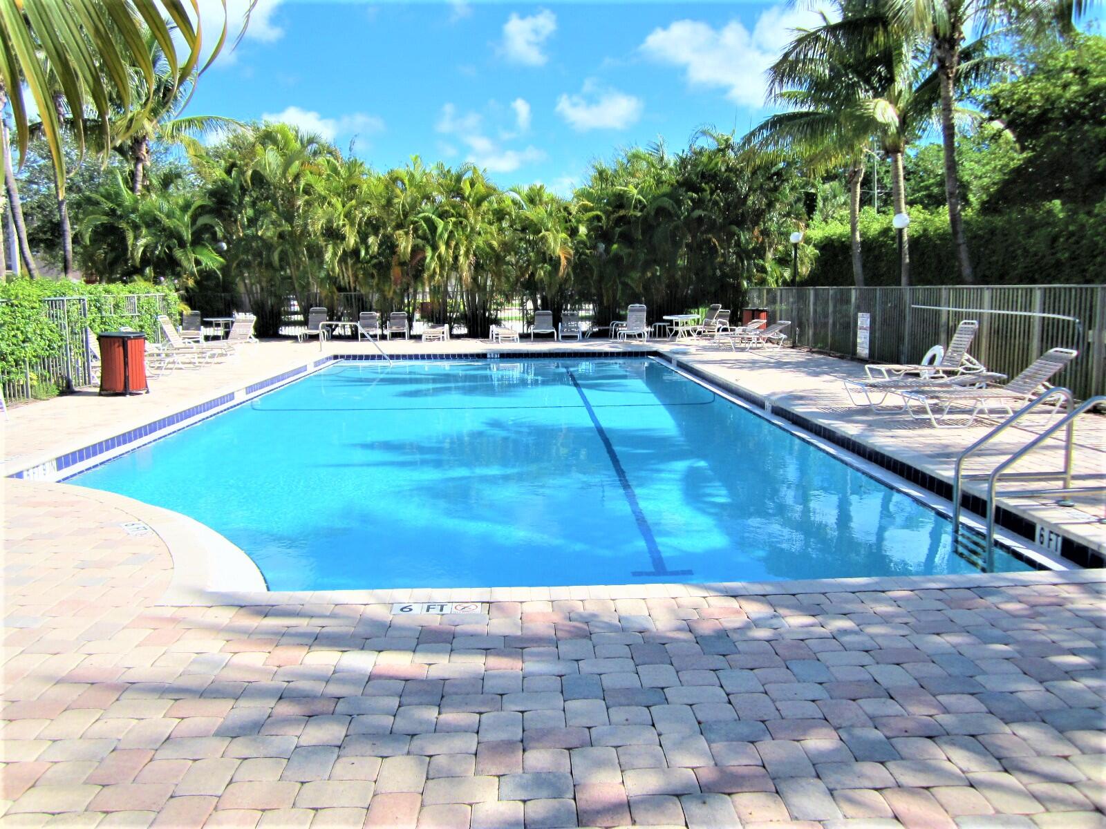 RESIDENCES OF BELMONT AT BOYNTON BEACH CONDO - Residential