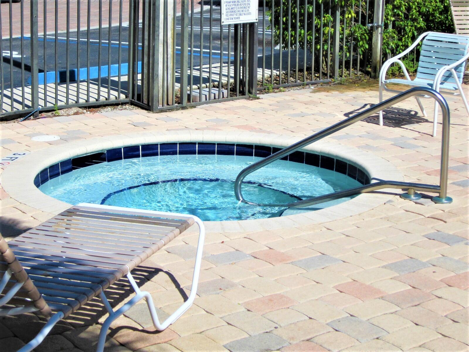 RESIDENCES OF BELMONT AT BOYNTON BEACH CONDO - Residential