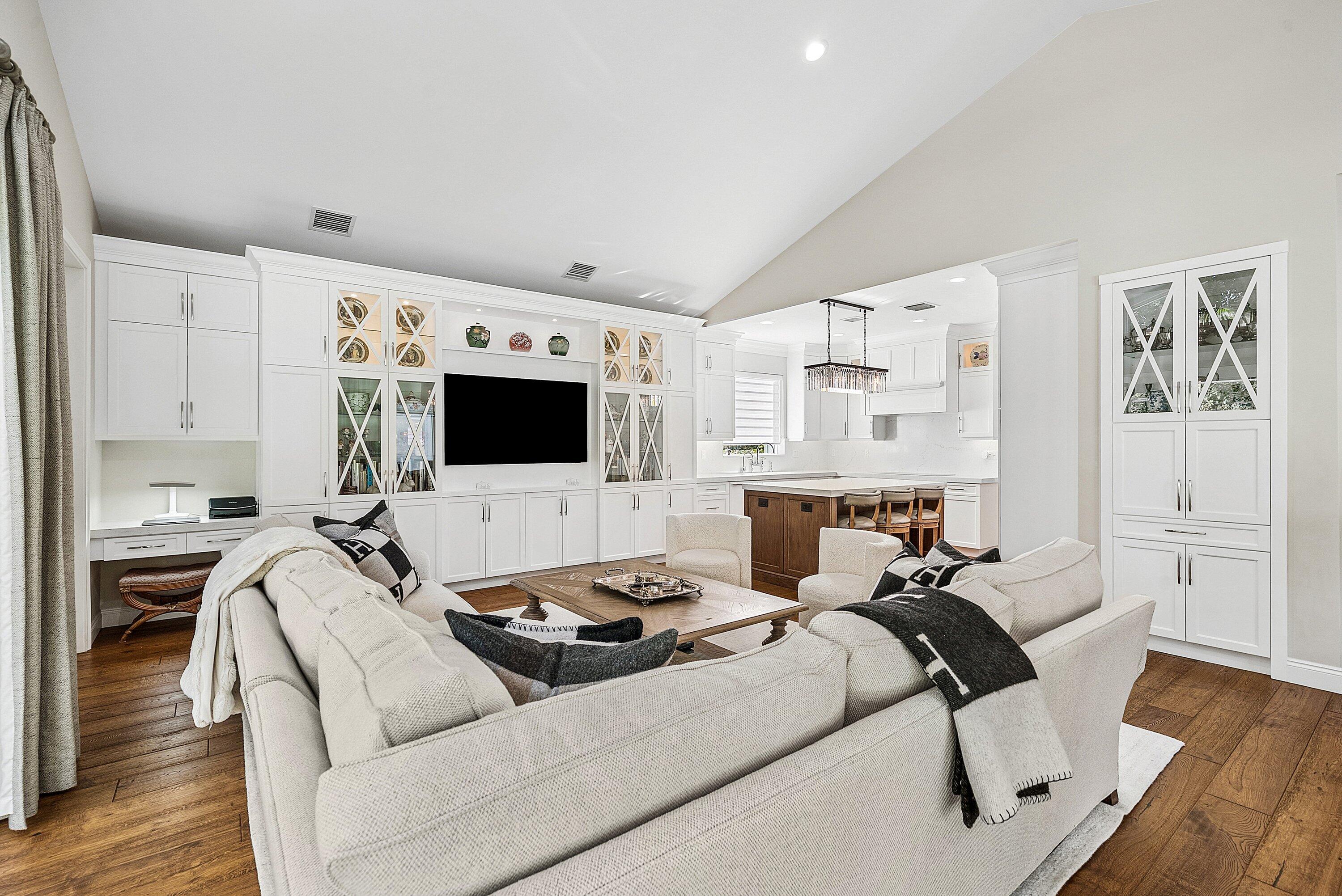 PINE TREE GOLF CLUB - Residential