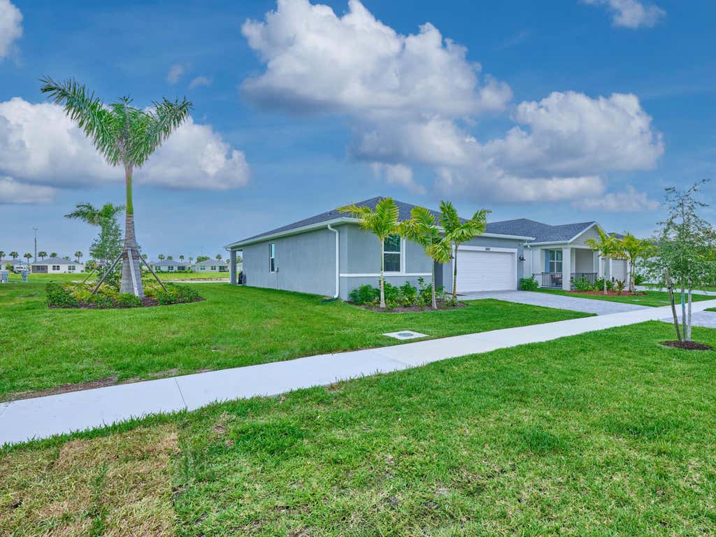 Photo of 8960 Dahlia Circle, Port Saint Lucie, FL 34986 (MLS # R11095237)