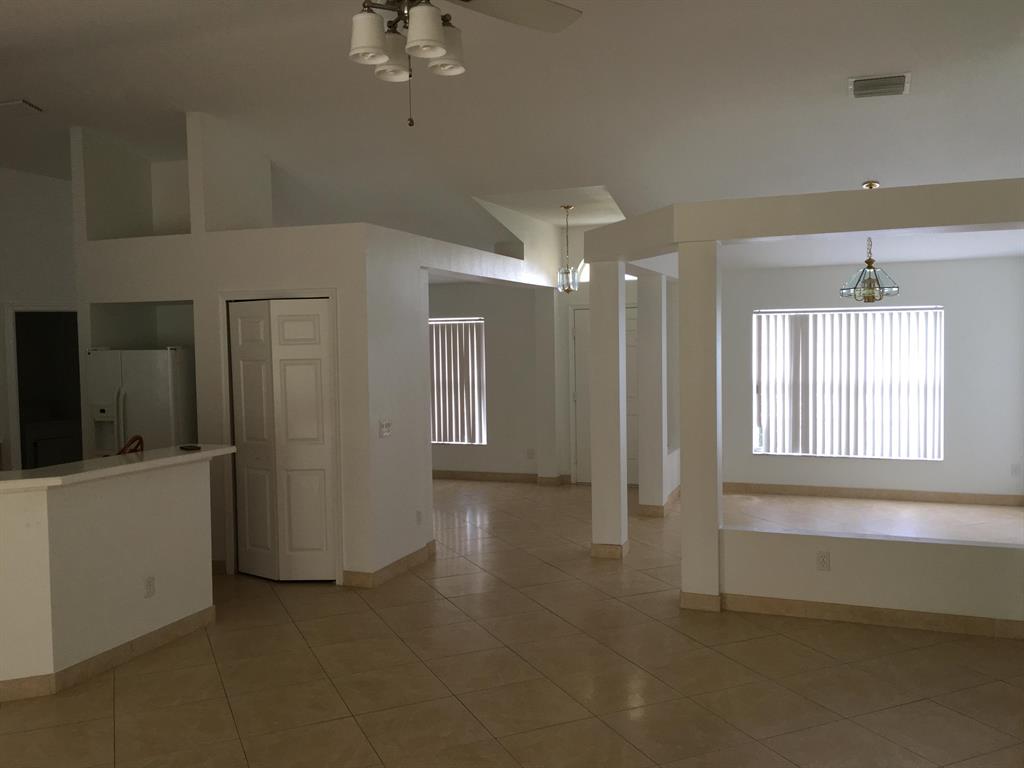 PORT ST LUCIE SECTION 8 - Residential Lease