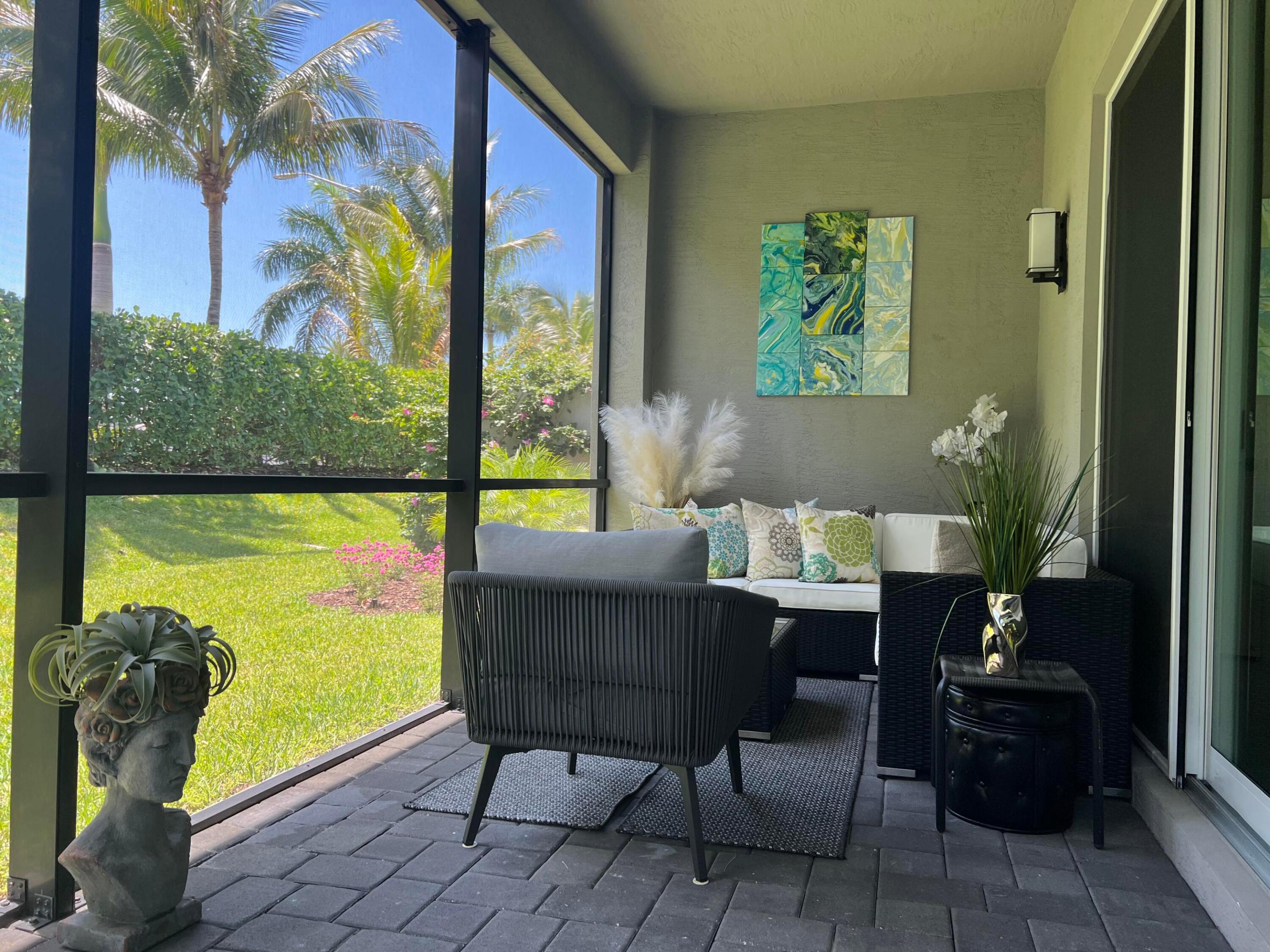 Valencia Sound - Residential
