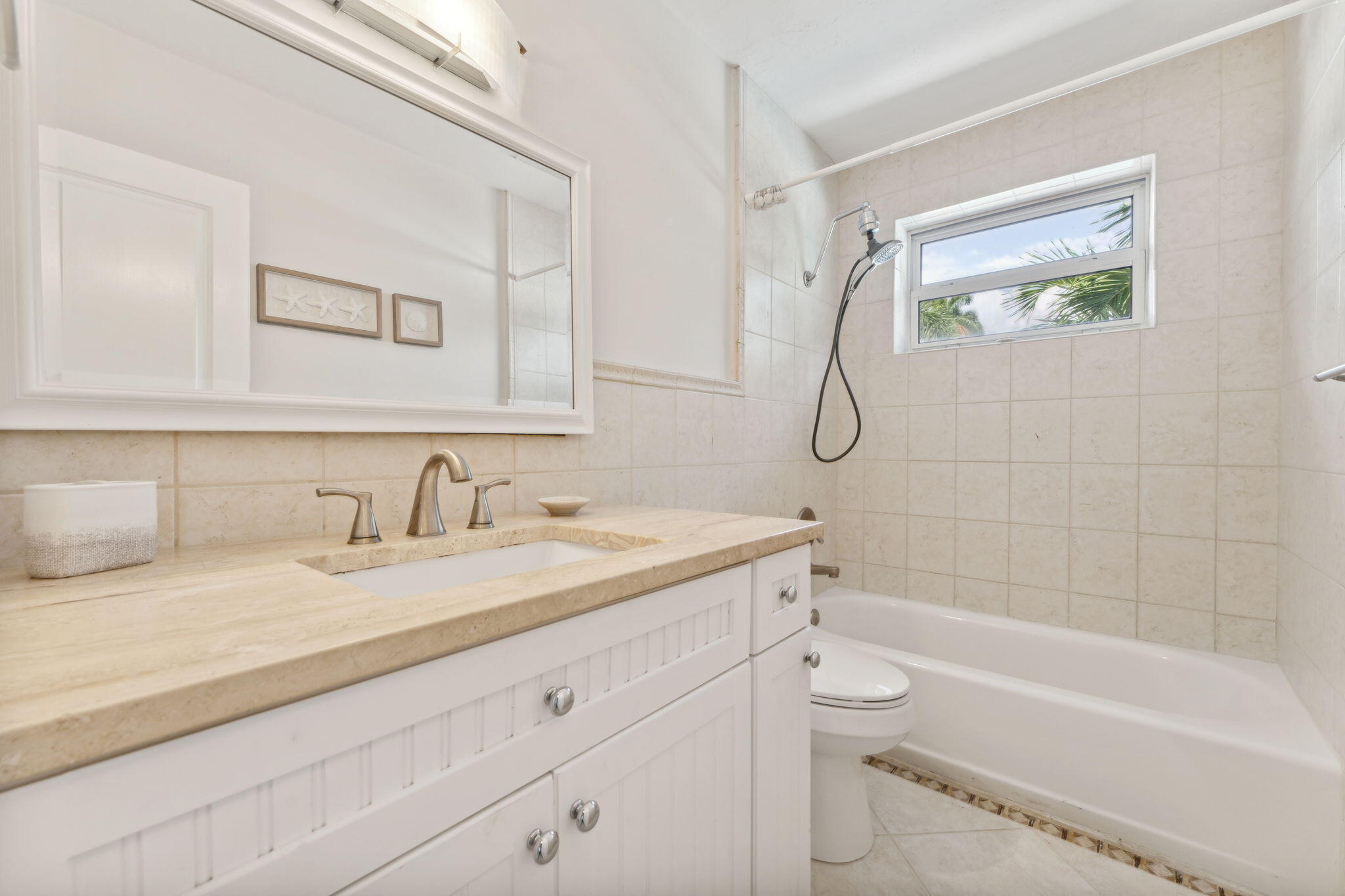 CONNOR ESTATES - Residential Lease