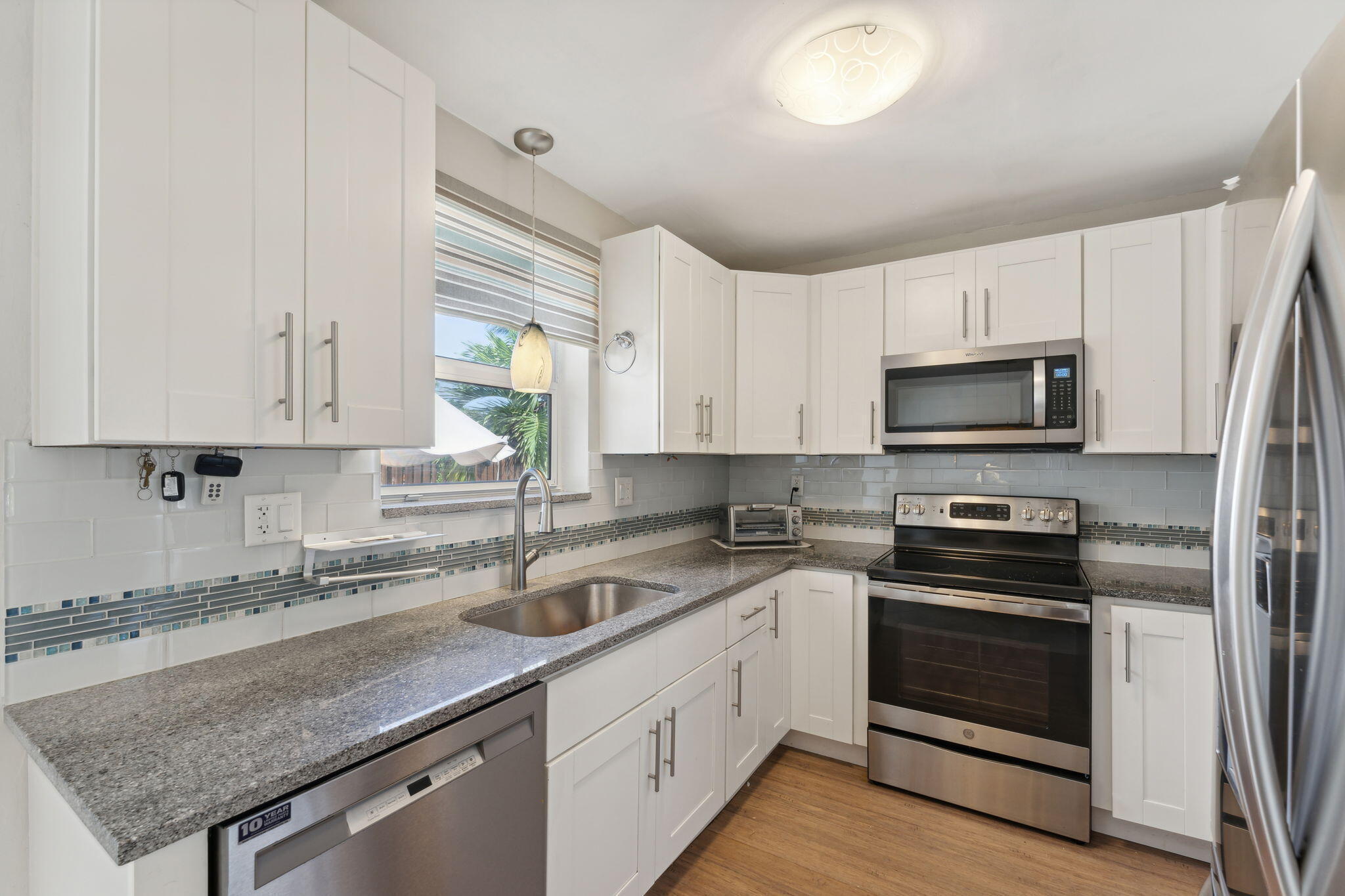 CONNOR ESTATES - Residential Lease