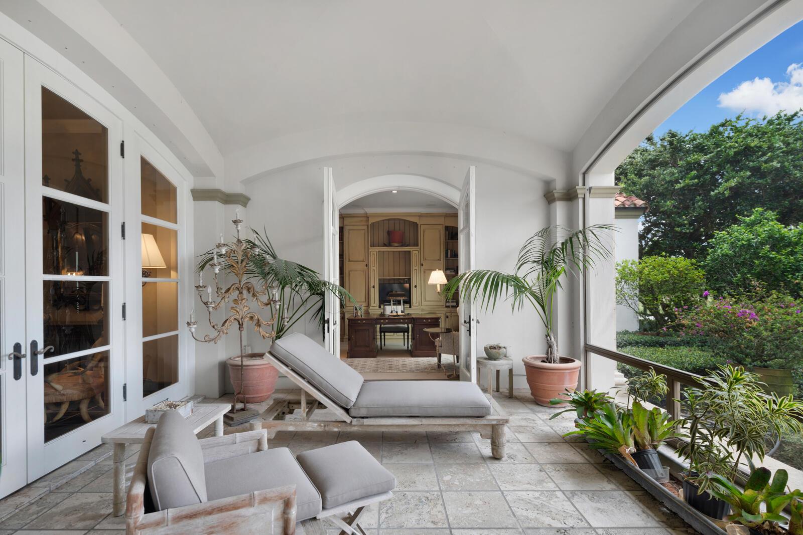 BRIDLE PATH OF Palm Beach - Residential