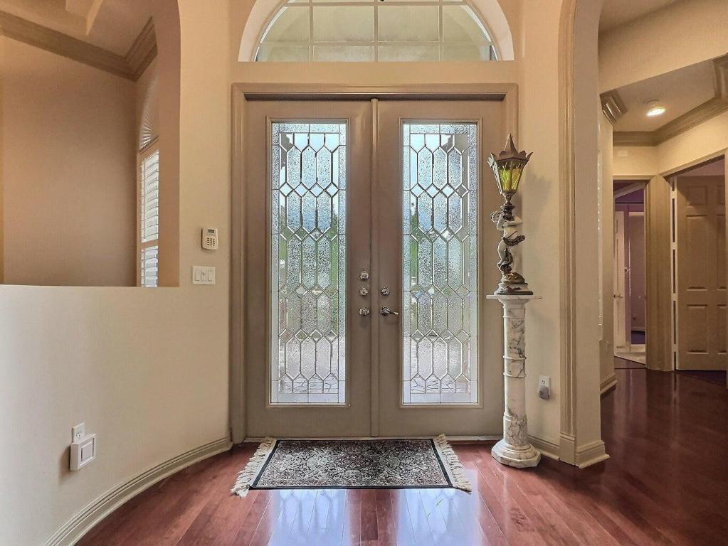 8768 Via Prestigio E