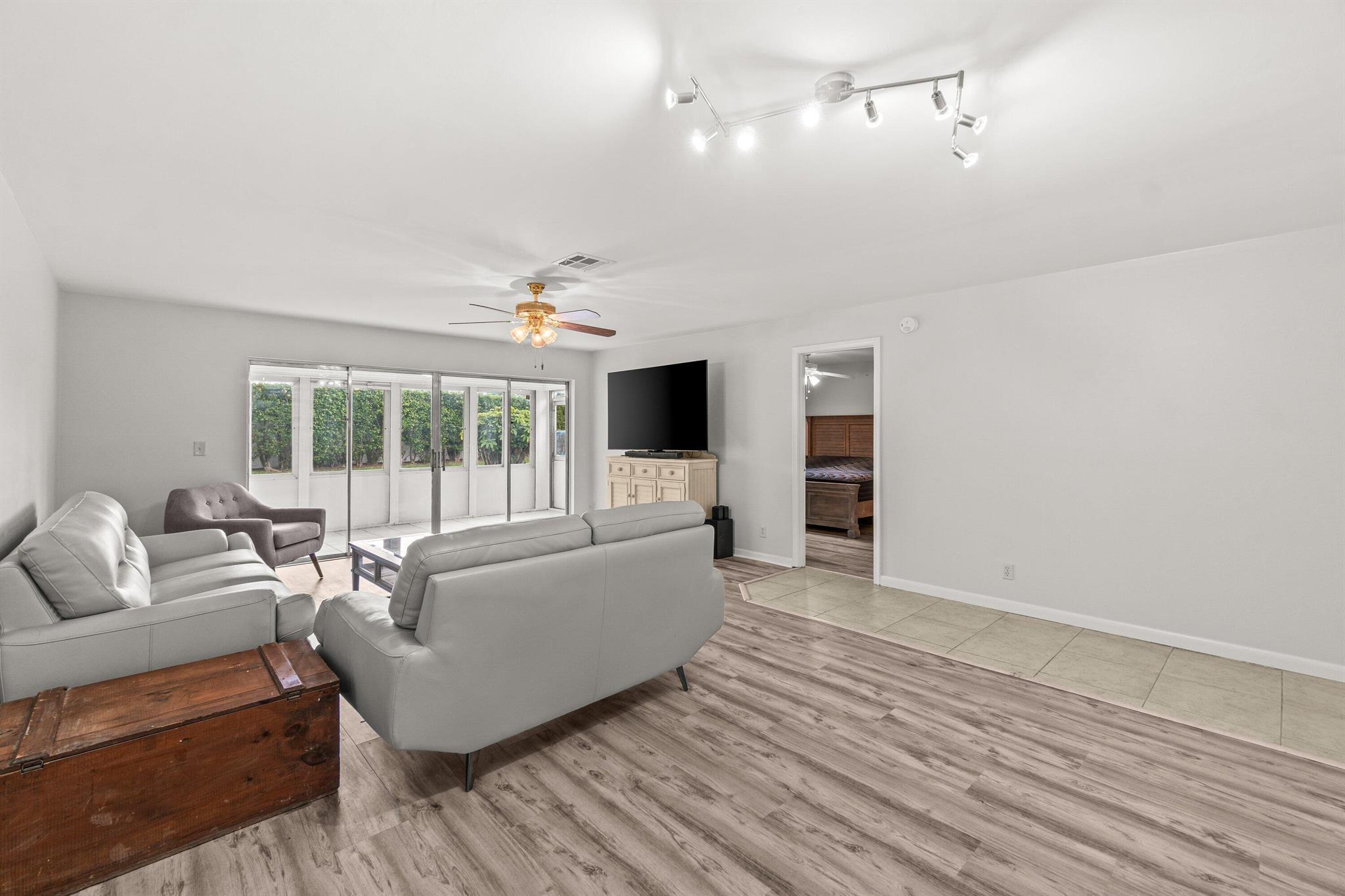 BRIDGEVIEW CONDO - Residential Lease