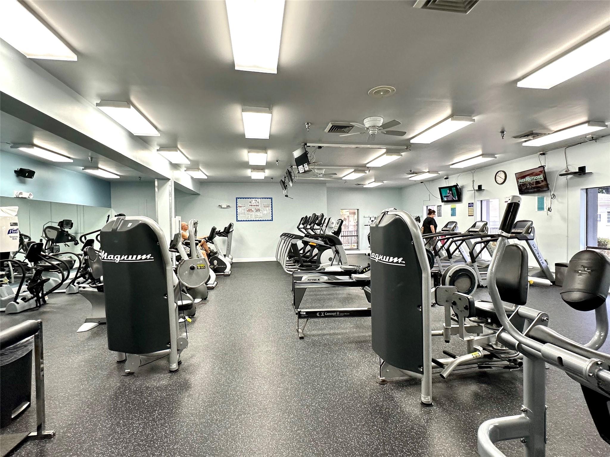 WYNMOOR-VICTORIA - Residential