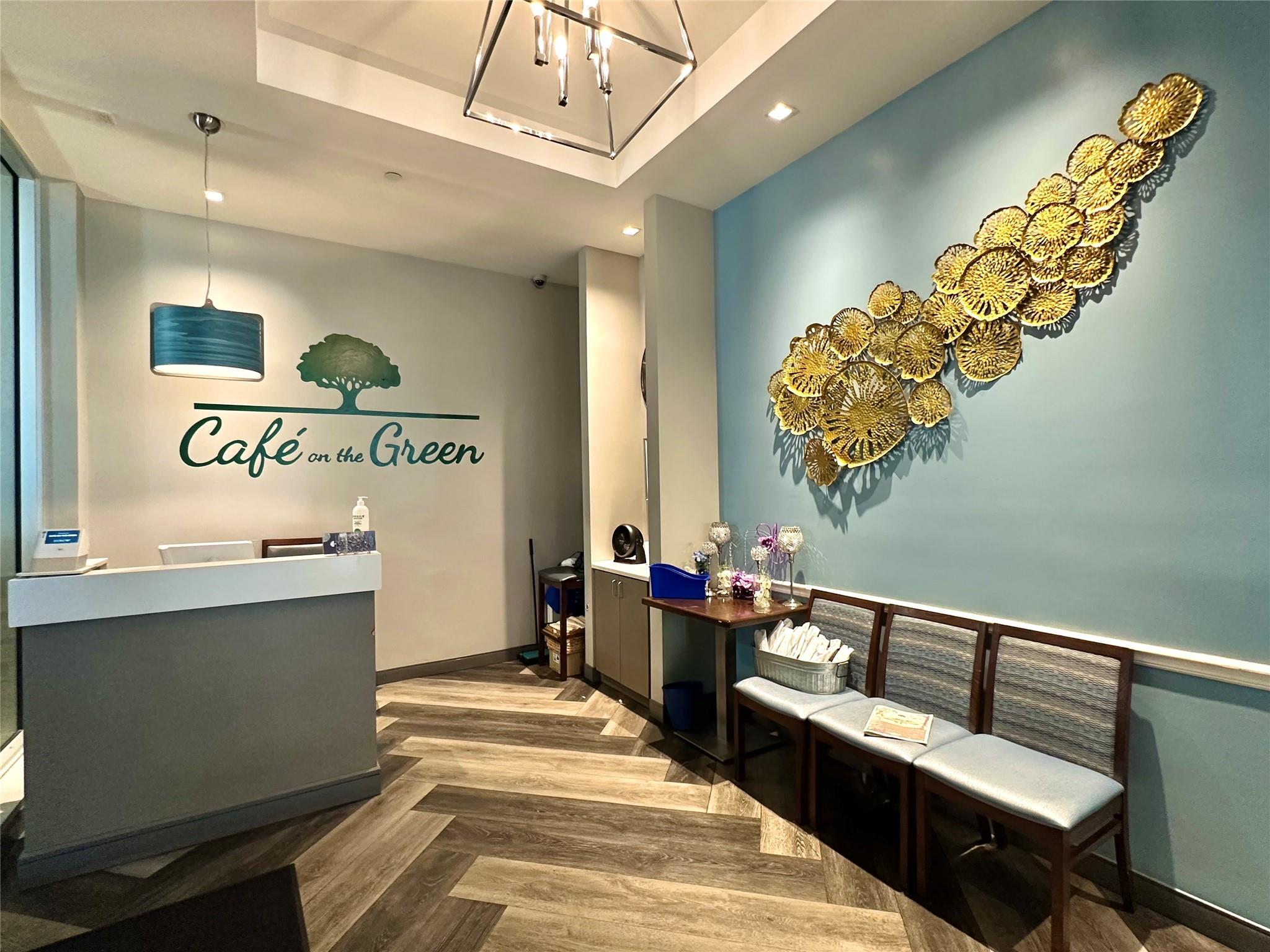 WYNMOOR-VICTORIA - Residential