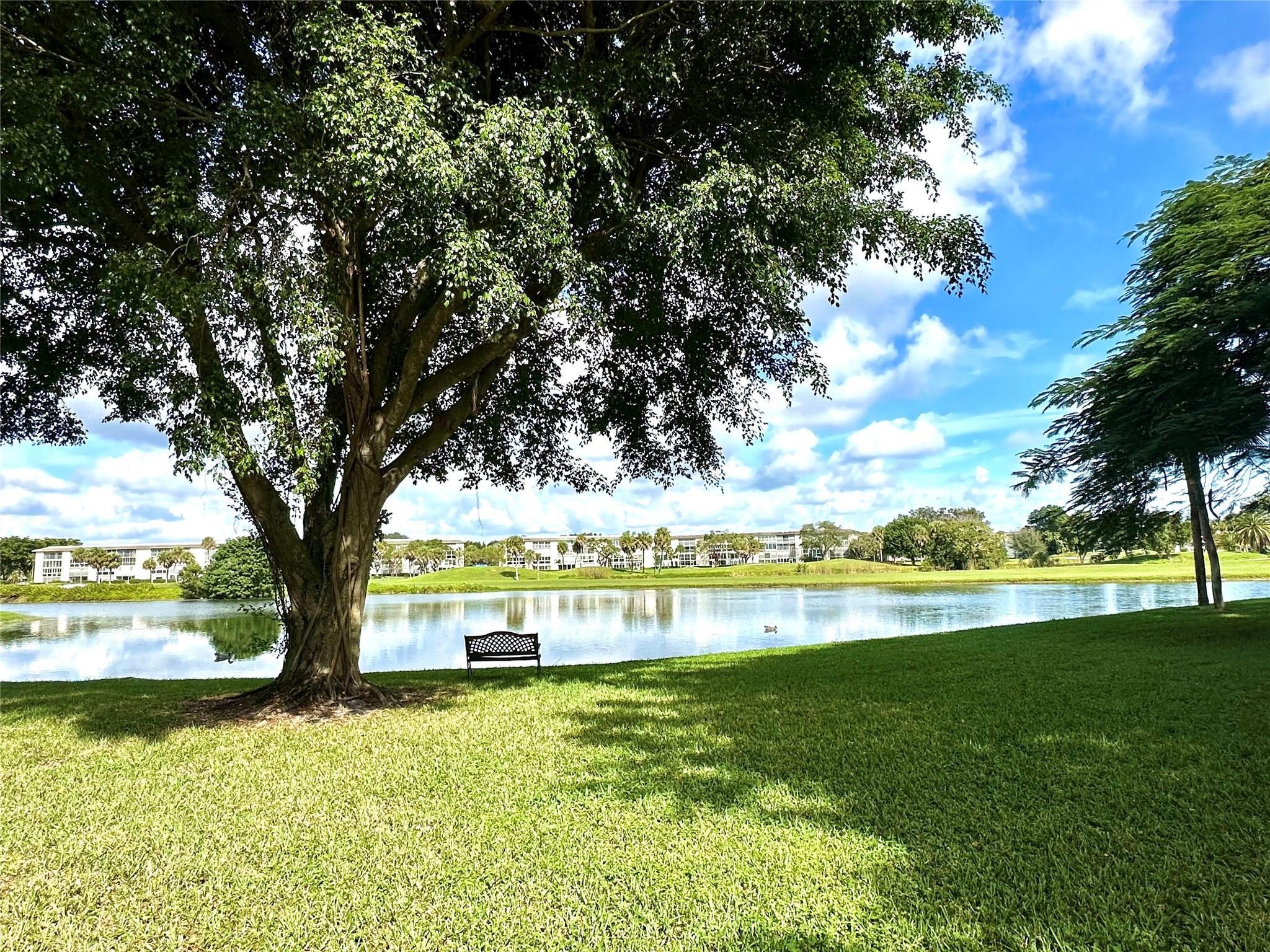 WYNMOOR-VICTORIA - Residential