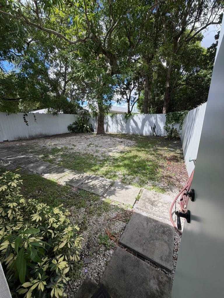 527 NW 91st Street 2