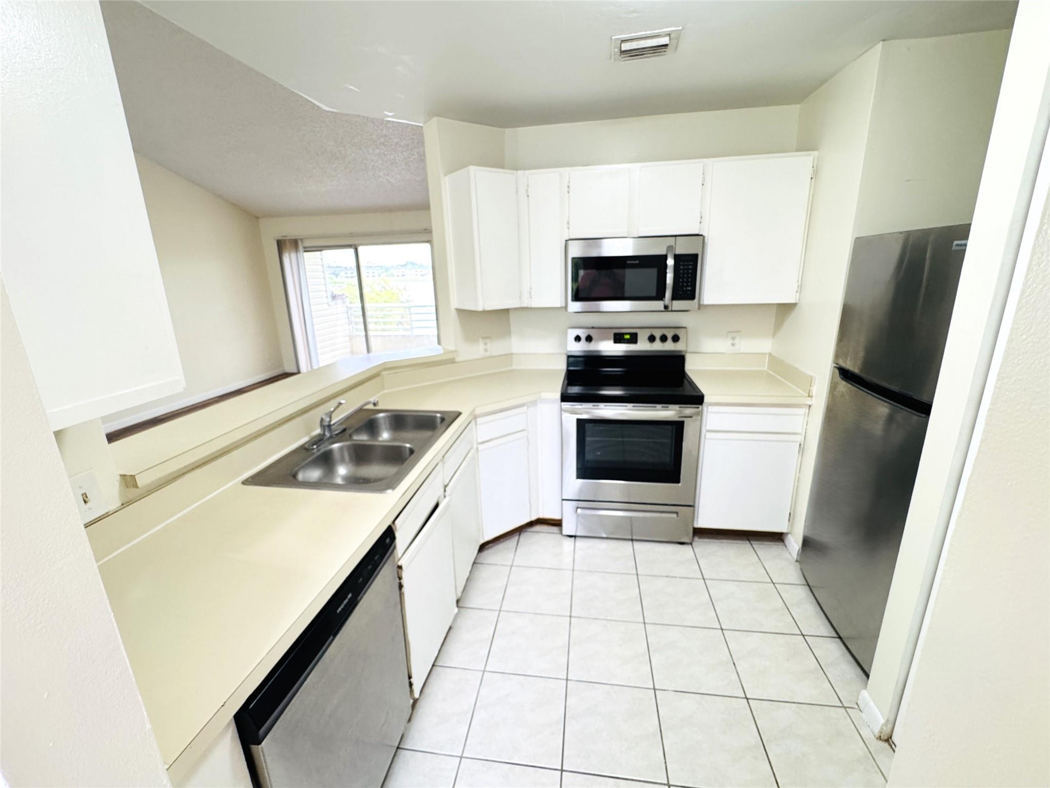3405 NW 44th St 203