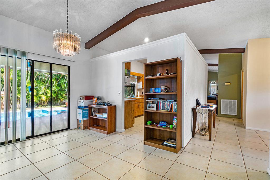 EASTWOOD OF WELLINGTON 3 - Residential