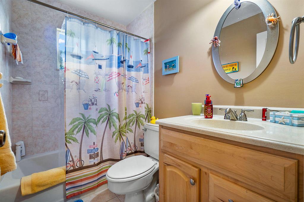 EASTWOOD OF WELLINGTON 3 - Residential