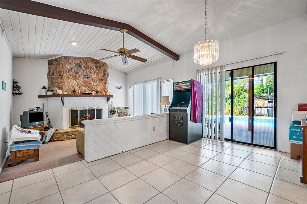 EASTWOOD OF WELLINGTON 3 - Residential