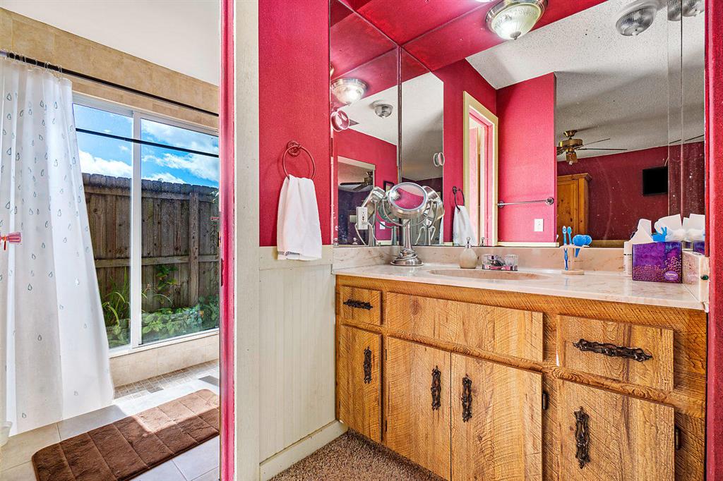 EASTWOOD OF WELLINGTON 3 - Residential