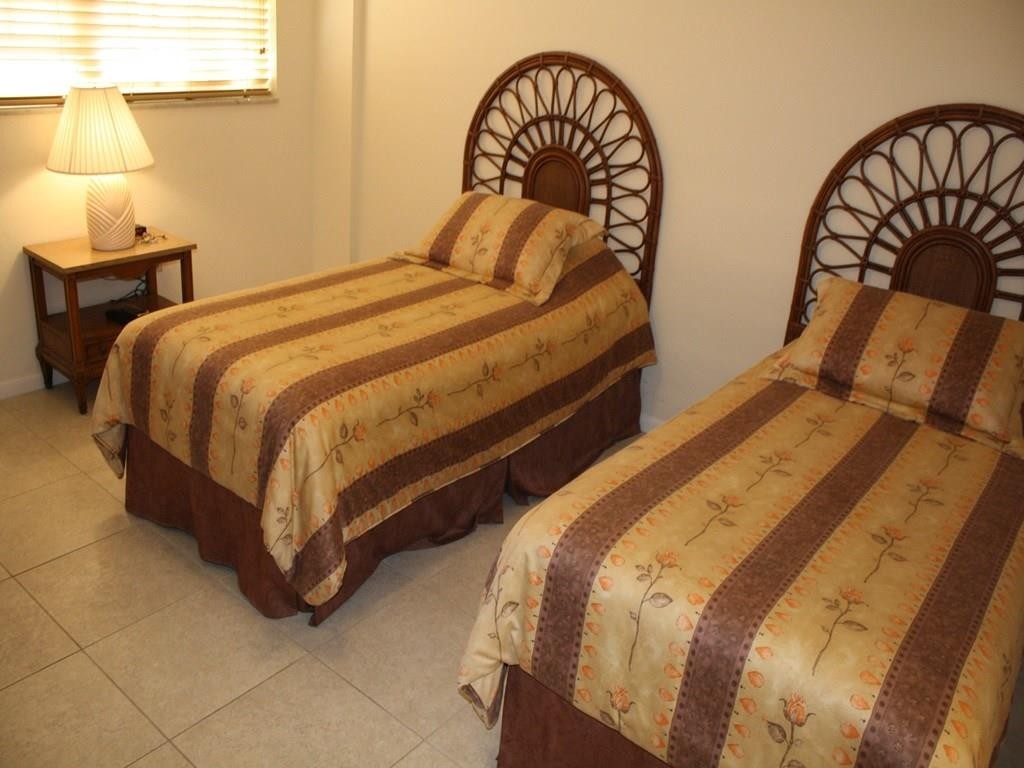Pompano Yacht & Beach - Residential