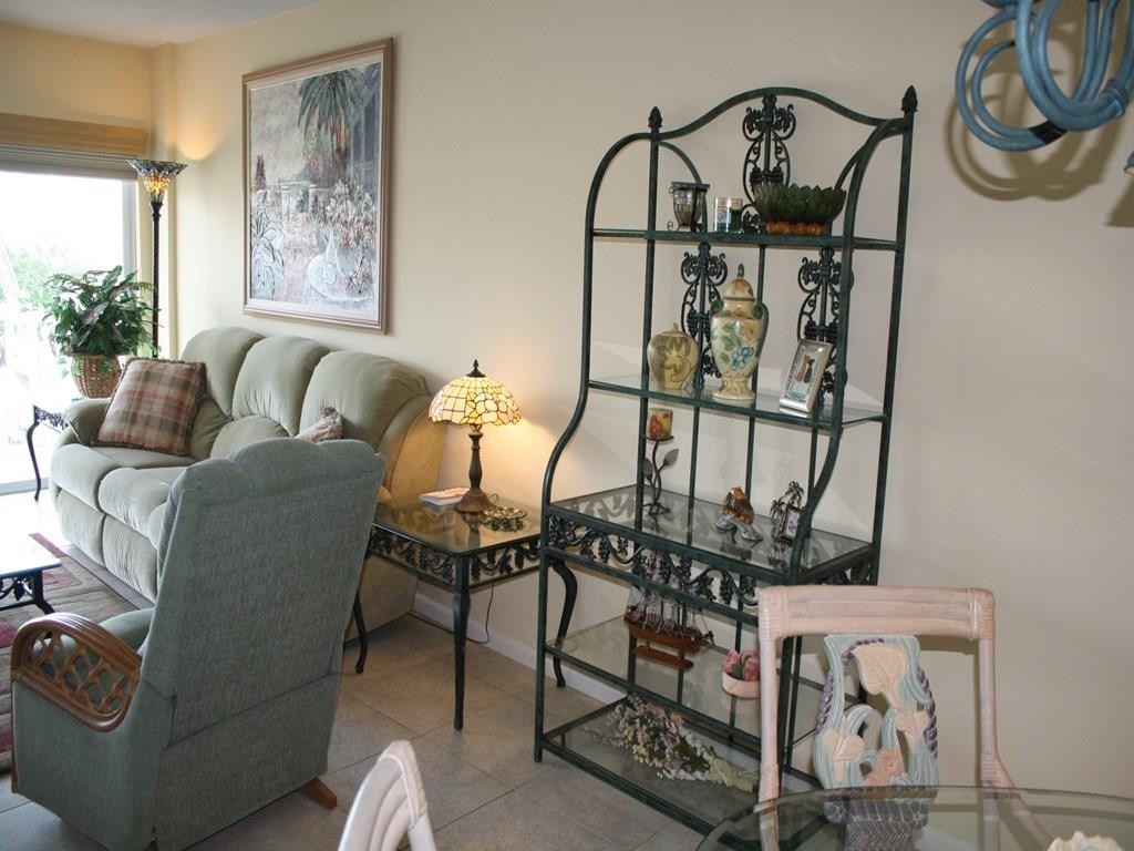 Pompano Yacht & Beach - Residential