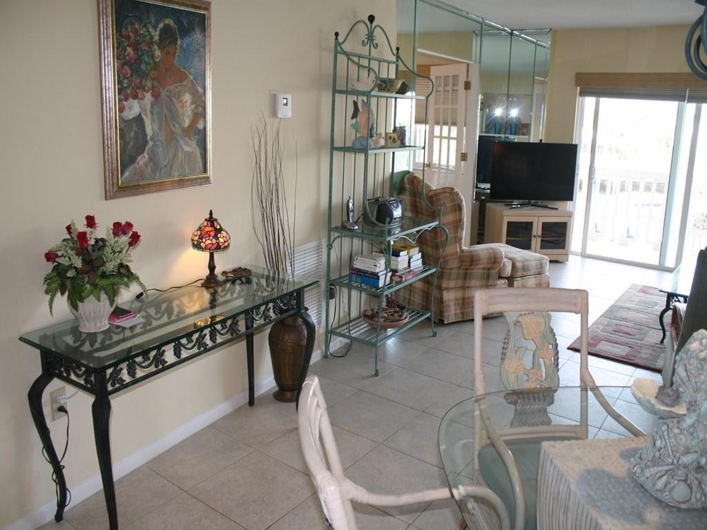 Pompano Yacht & Beach - Residential