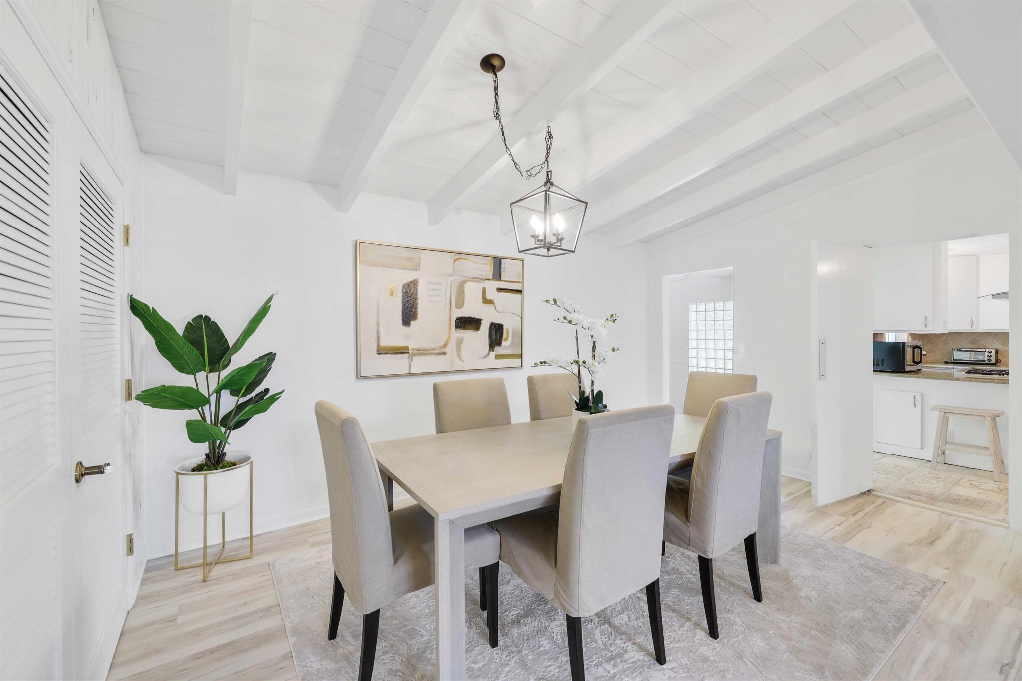 LAS PALMAS SUB - Residential