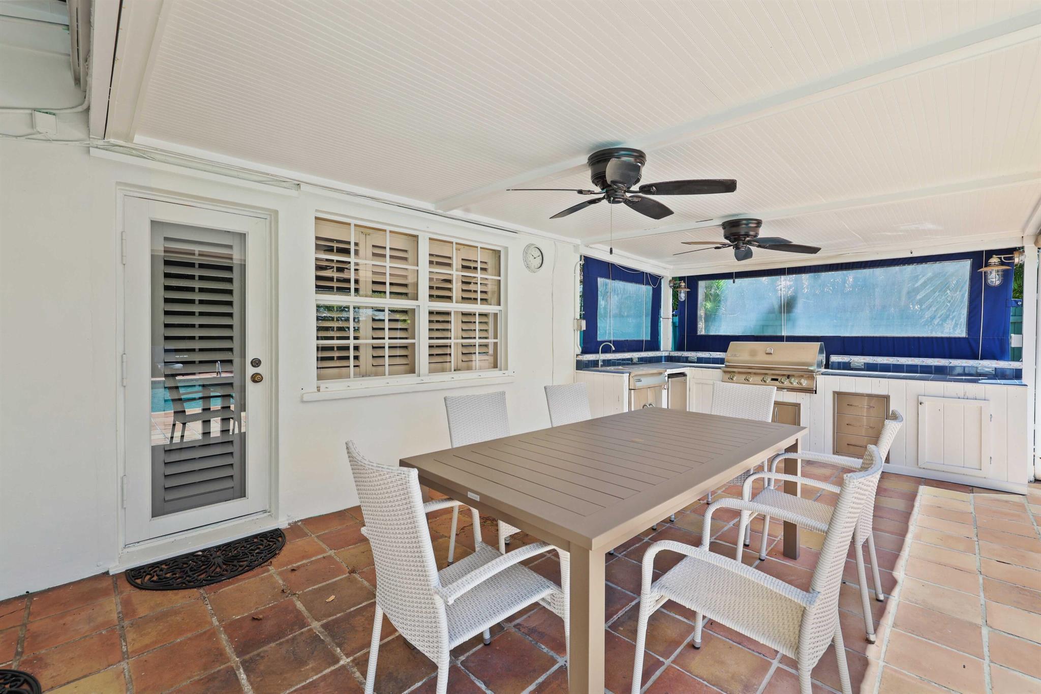 LAS PALMAS SUB - Residential