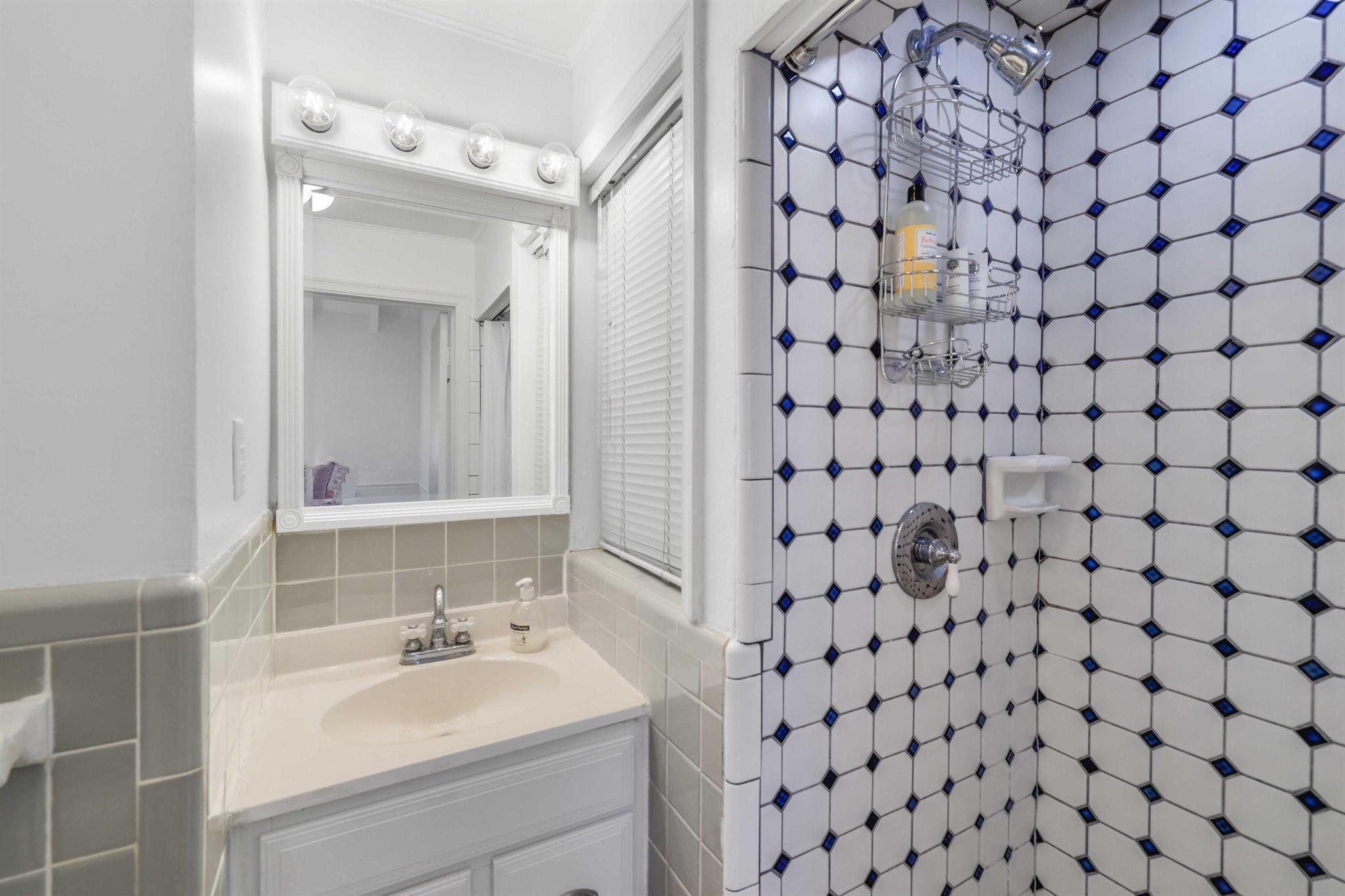 LAS PALMAS SUB - Residential