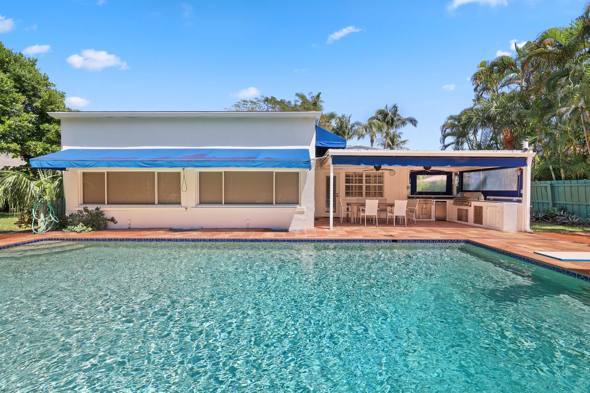 LAS PALMAS SUB - Residential