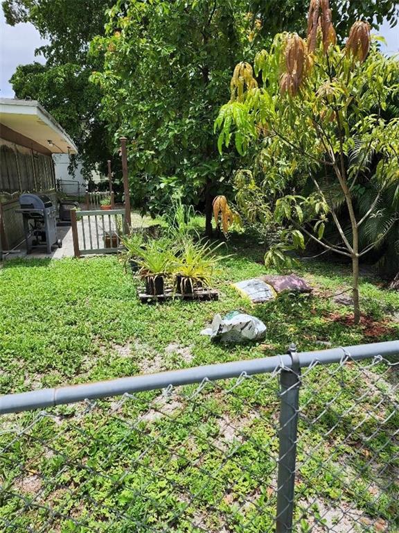 Castlewood 71-37 B - Residential Lease