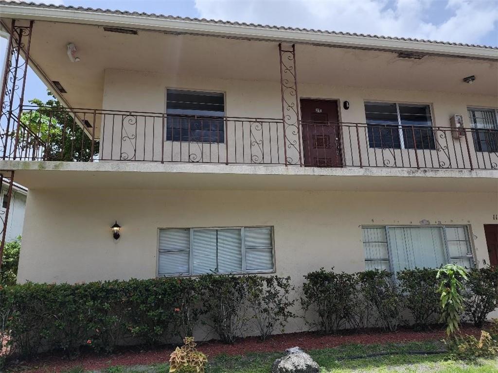 Castlewood 71-37 B - Residential Lease