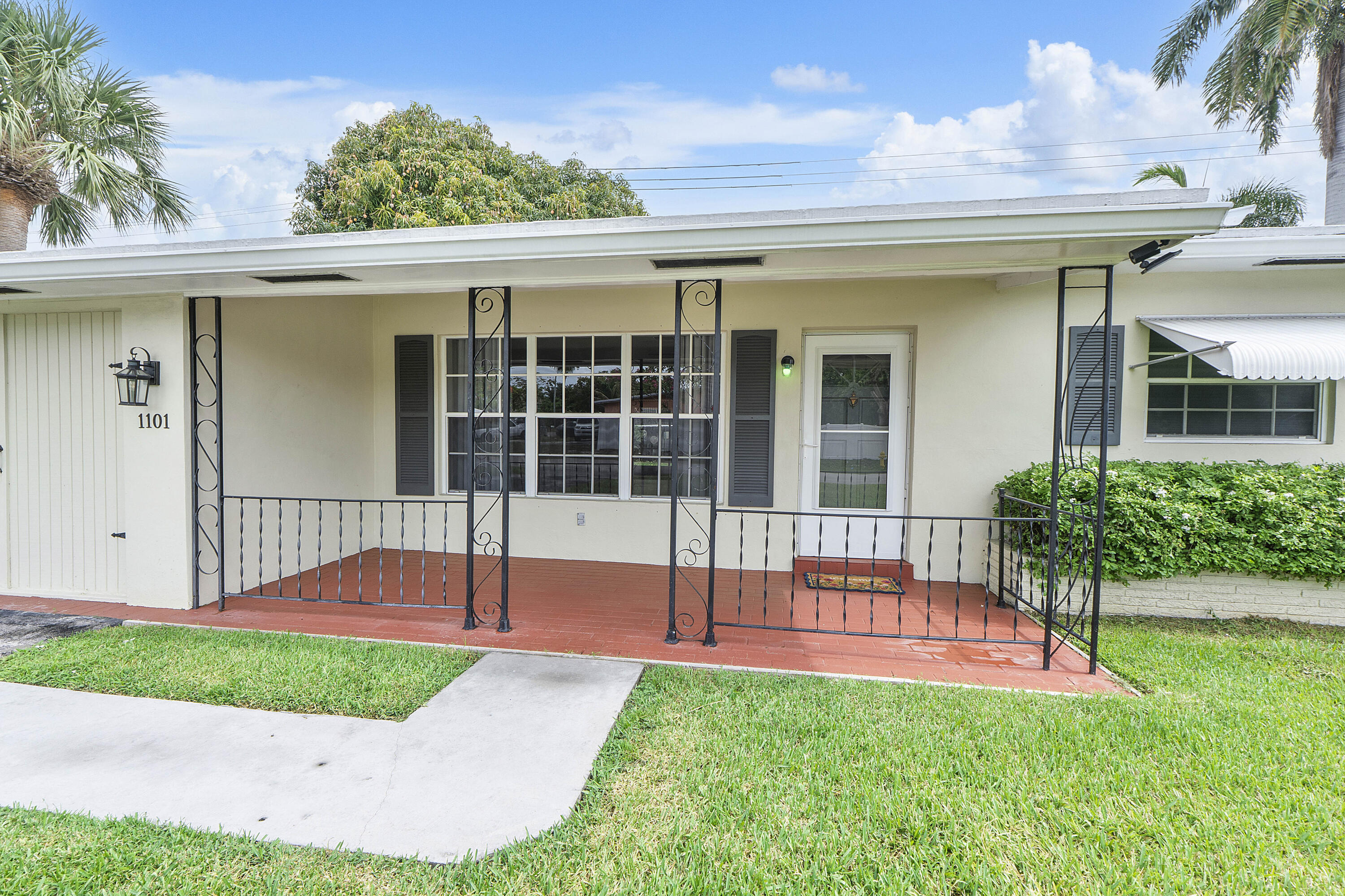 1101 NE 35th Street