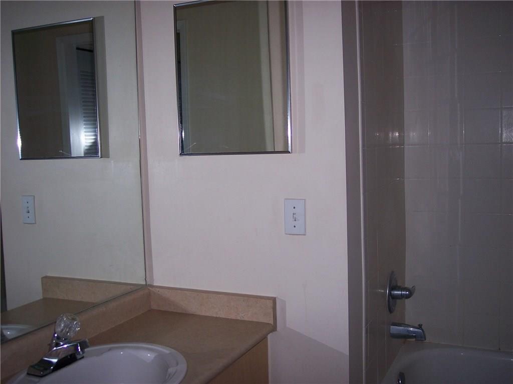 REGENT PARK - Residential